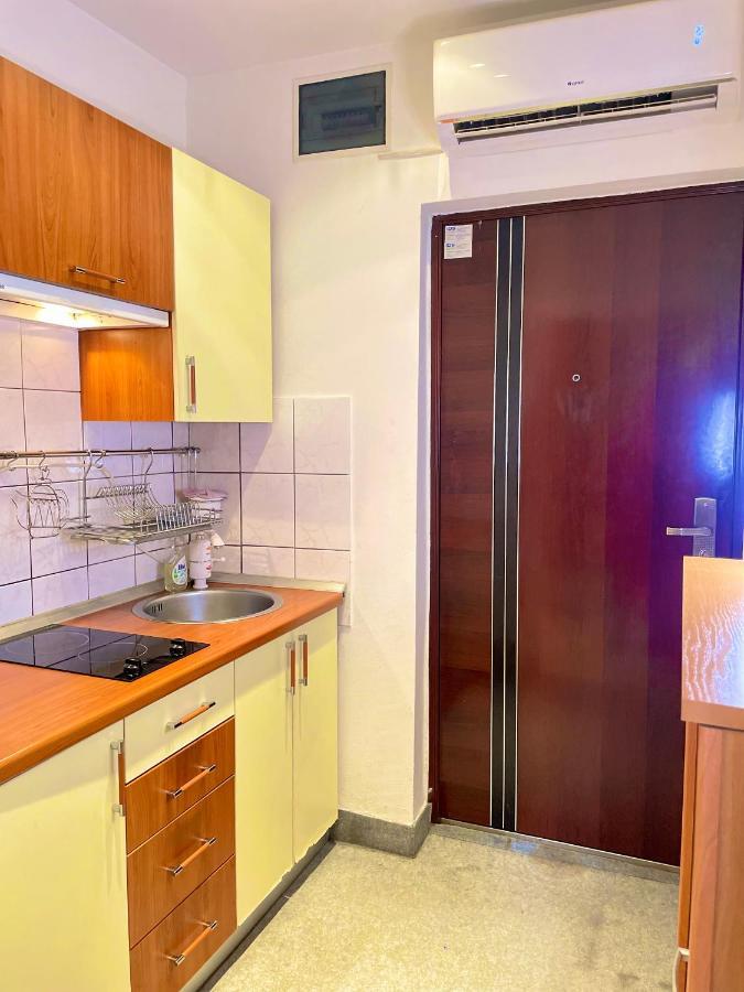 Gallery 29 Apartment *