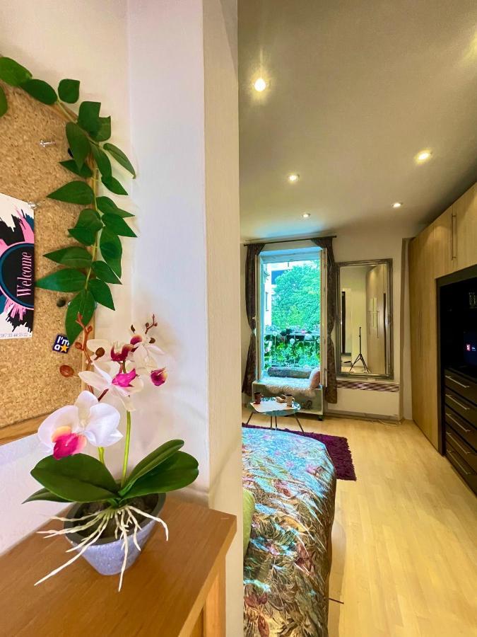 Apartment Gallery 29
