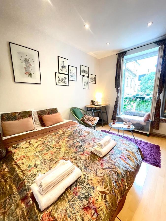 Gallery 29 Apartment